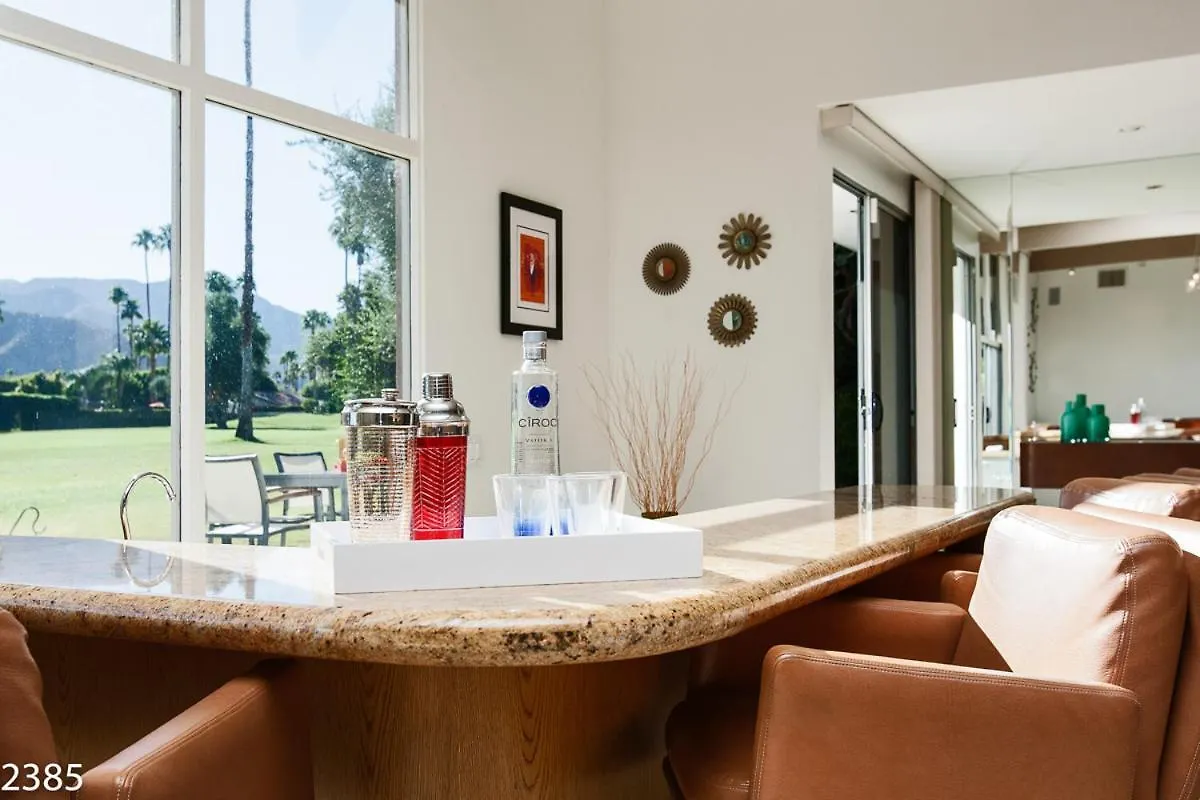 Collins Hideaway Villa Palm Springs